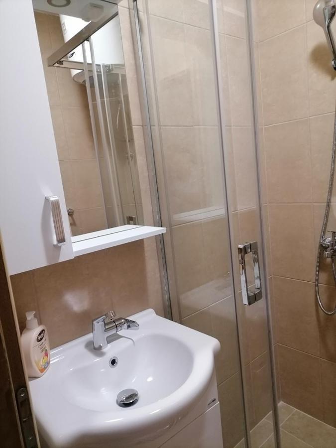 Apartmani 15 เซทินเจ ภายนอก รูปภาพ