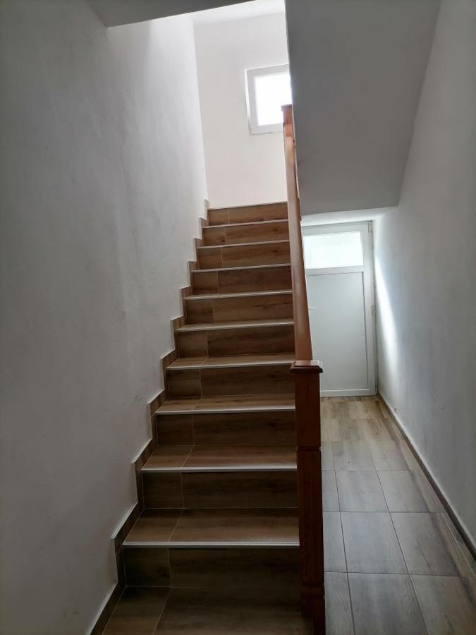 Apartmani 15 เซทินเจ ภายนอก รูปภาพ