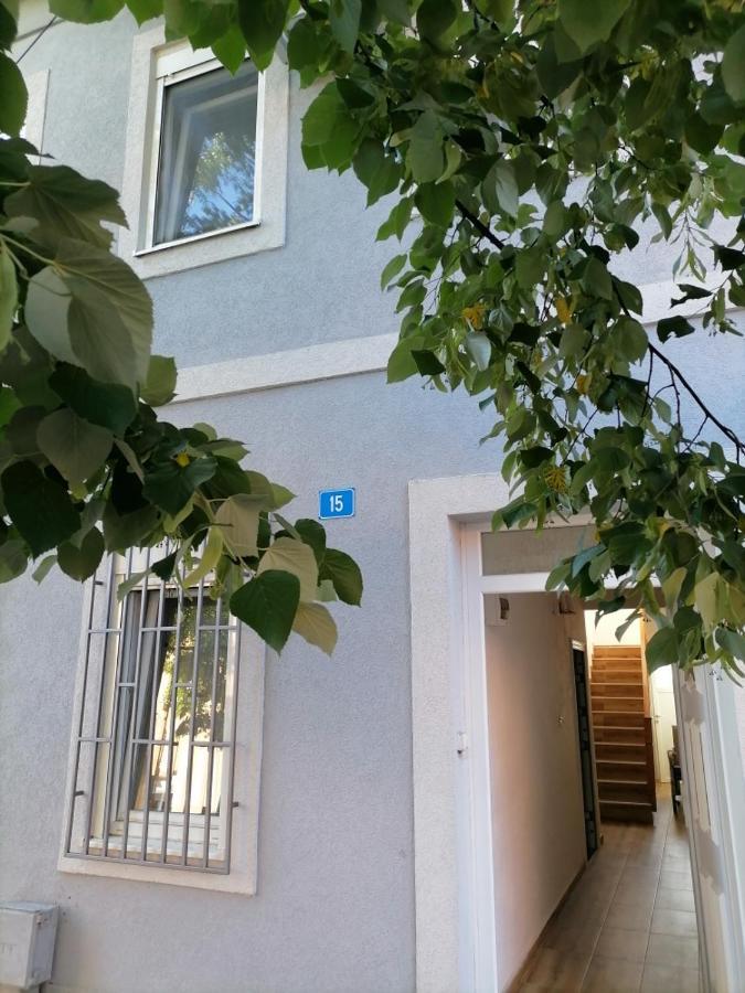 Apartmani 15 เซทินเจ ภายนอก รูปภาพ