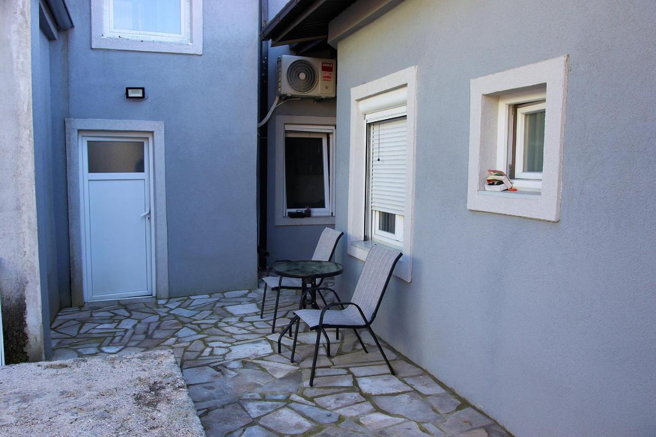 Apartmani 15 เซทินเจ ภายนอก รูปภาพ