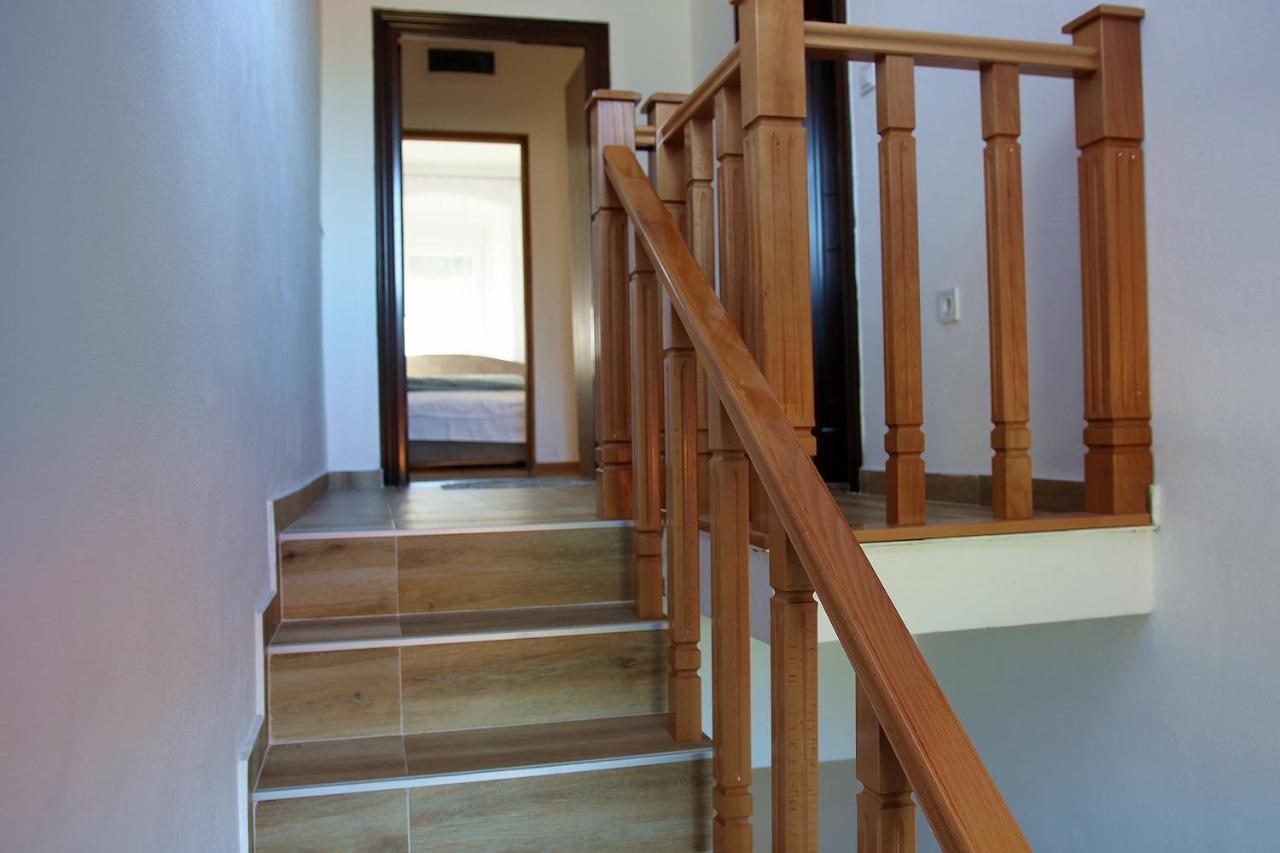 Apartmani 15 เซทินเจ ภายนอก รูปภาพ