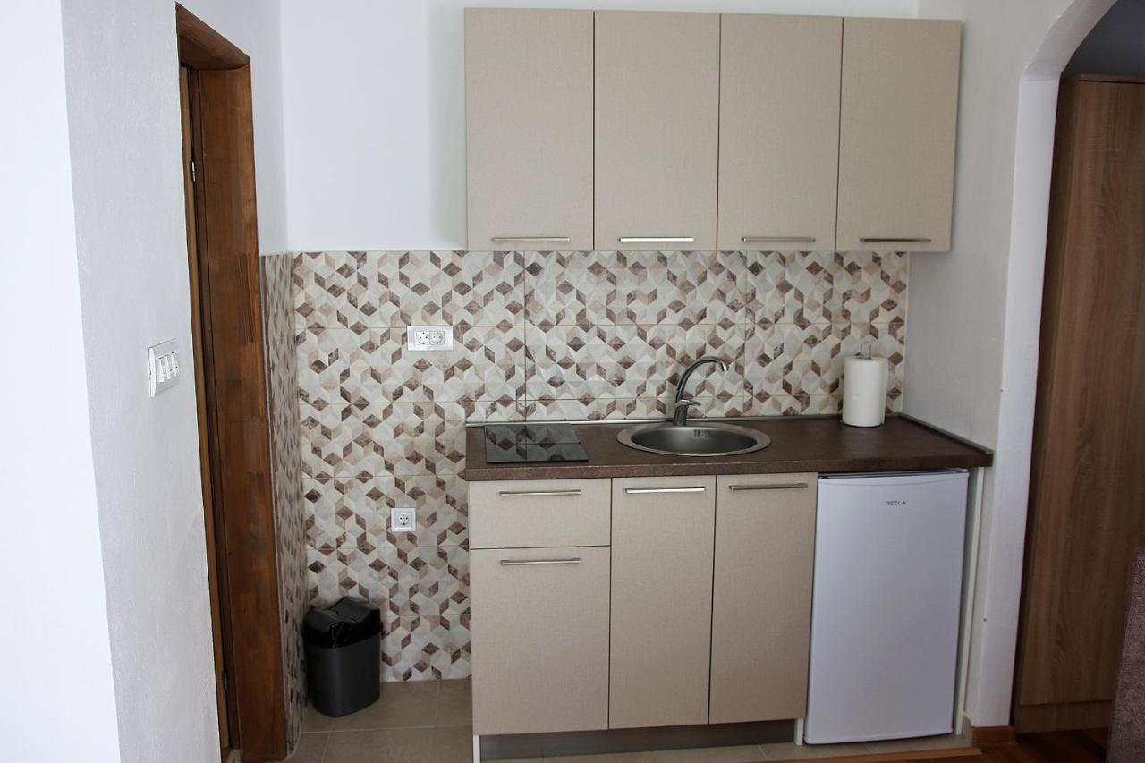 Apartmani 15 เซทินเจ ภายนอก รูปภาพ