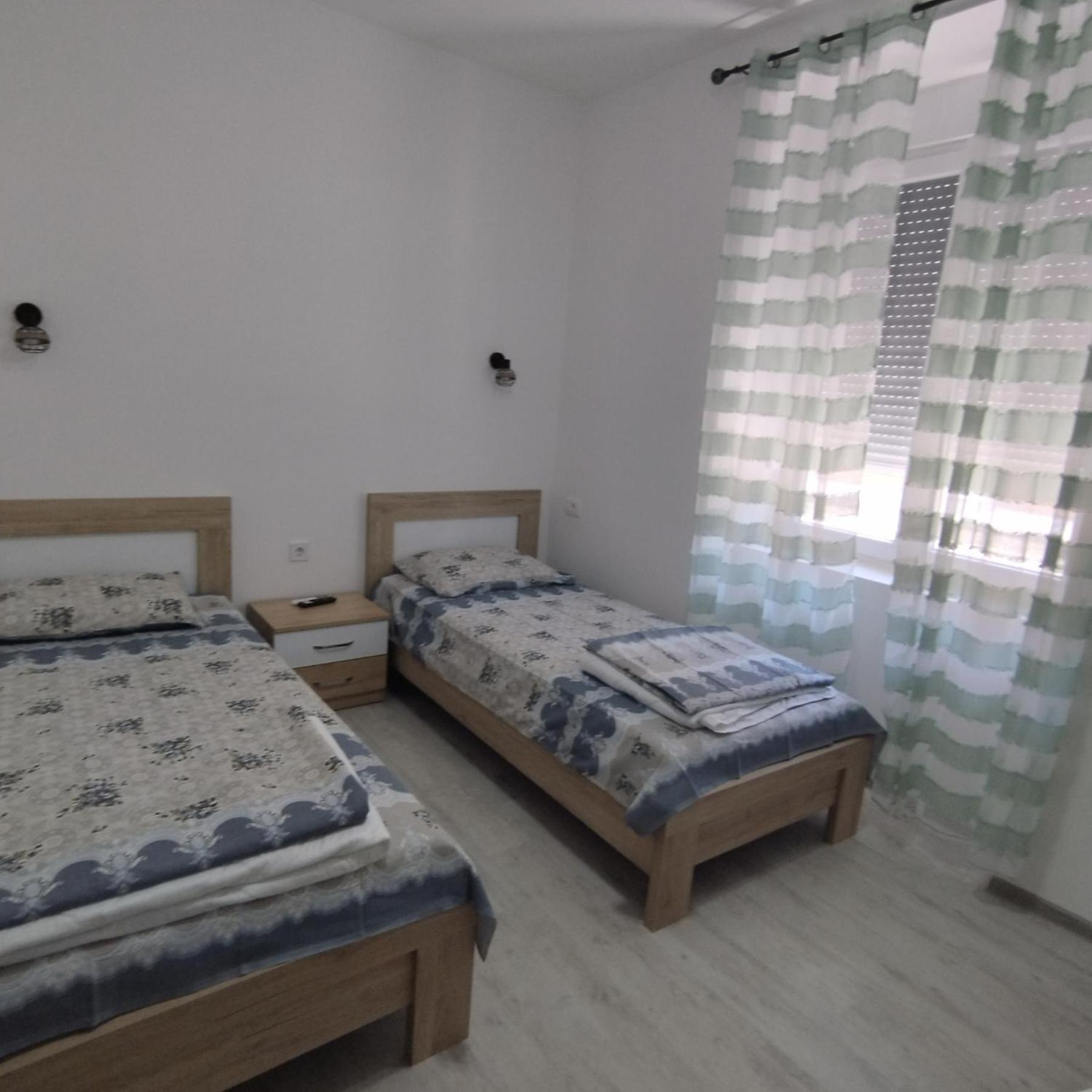 Apartmani 15 เซทินเจ ภายนอก รูปภาพ